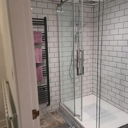 The Admirals Apartment Whitby